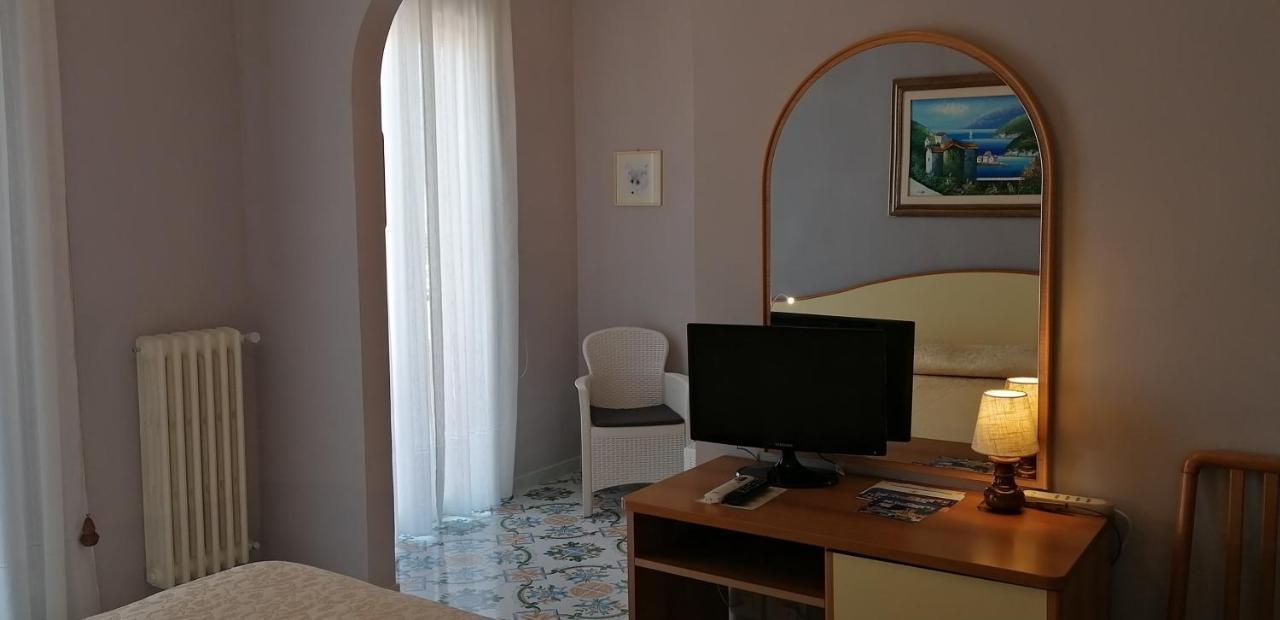 Hotel Casa Di Meglio Ischia Exterior photo